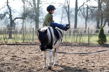 m-2011-03-22-d029.Kinderreiten