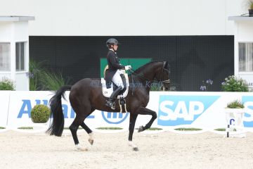 ps-m-2025-07-05-d4270-CHIO-Isabell Werth-GER-Wendy de Fontaine - DWB