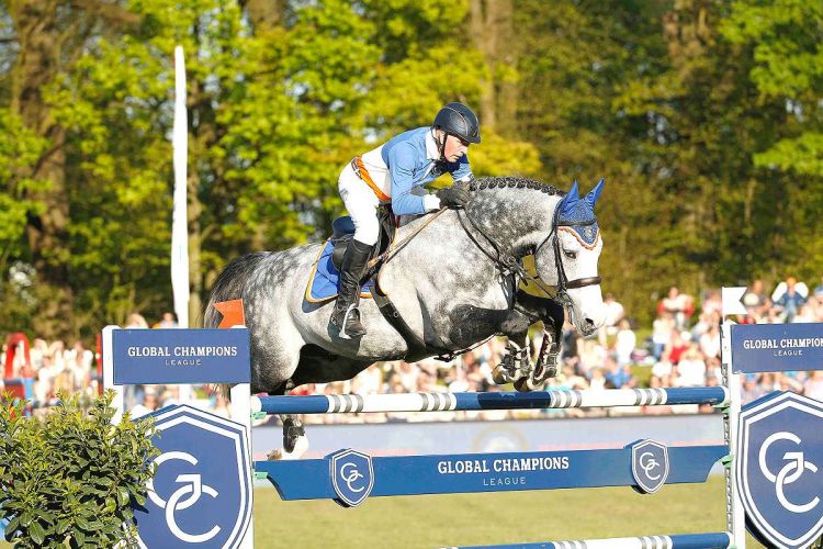 m-16-08-d1756-John Whitaker-GBR-Cassinis Chaplin-Team VALKENSWAARD UNITED