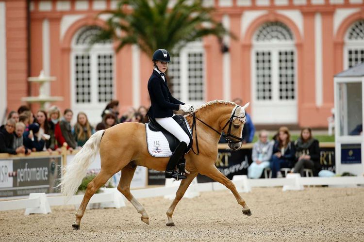 Inga Katharina Schuster-GER-NK Cyrill