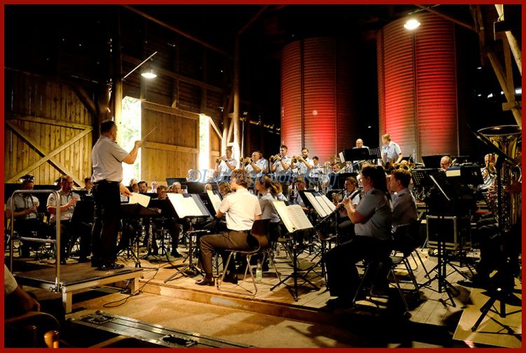 K-m-2025-06-25-13-Gebirgsmusikkorps Konzert Feldstadl